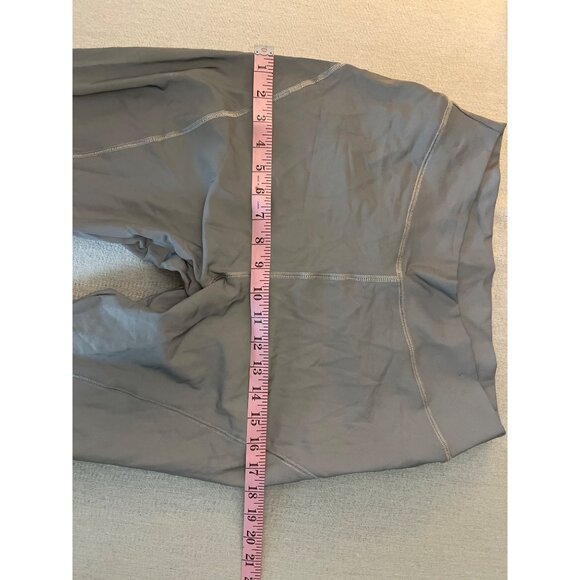 So Real women's gray running athletic reflective leggings Size M - Picture 6 of 10
